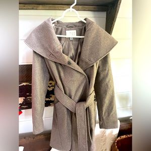 Size medium pea coat
